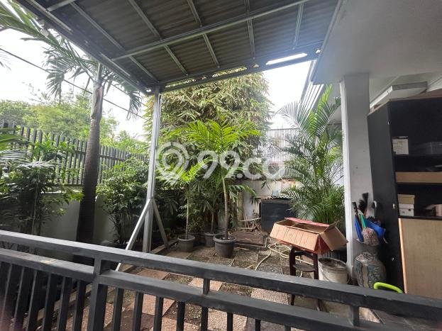 Ready to Use! Premium House LT 200m2 Desain Elegan di Rawa Buaya Ready to Use! Premium House LT 200m2 Desain Elegan di Rawa Buaya