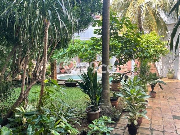 For Sale! Premium House LT 1089m2 Desain Modern di Pondok Pinang For Sale! Premium House LT 1089m2 Desain Modern di Pondok Pinang