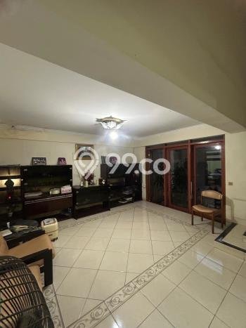 Dijual Rumah Premium dengan Fasilitas Sekitar Lengkap di Kebon Jeruk, Jakarta Barat Dijual Rumah Premium dengan Fasilitas Sekitar Lengkap di Kebon Jeruk, Jakarta Barat