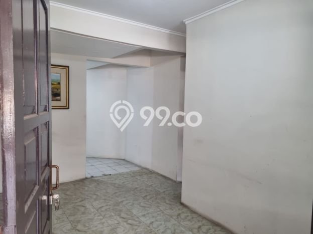 Jual Rumah Strategis Bagus Punya 4 KT di Kebon Jeruk Jakarta Barat SHM Jual Rumah Strategis Bagus Punya 4 KT di Kebon Jeruk Jakarta Barat SHM