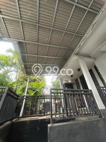 Ready to Use! Premium House LT 200m2 Desain Elegan di Rawa Buaya Ready to Use! Premium House LT 200m2 Desain Elegan di Rawa Buaya
