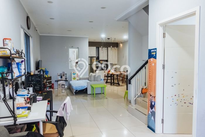 Rumah Elit Modern Siap Huni di Green Lake City Jakarta Barat Rumah Elit Modern Siap Huni di Green Lake City Jakarta Barat