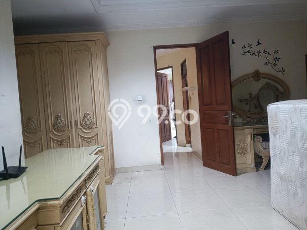 Hunian Mewah Dijual LT 160m2 di Kembangan, Jakarta Barat Hunian Mewah Dijual LT 160m2 di Kembangan, Jakarta Barat
