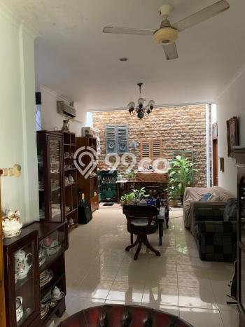 Rumah Elit Modern Tanpa Renovasi di Puri Indah Jakarta Barat Rumah Elit Modern Tanpa Renovasi di Puri Indah Jakarta Barat