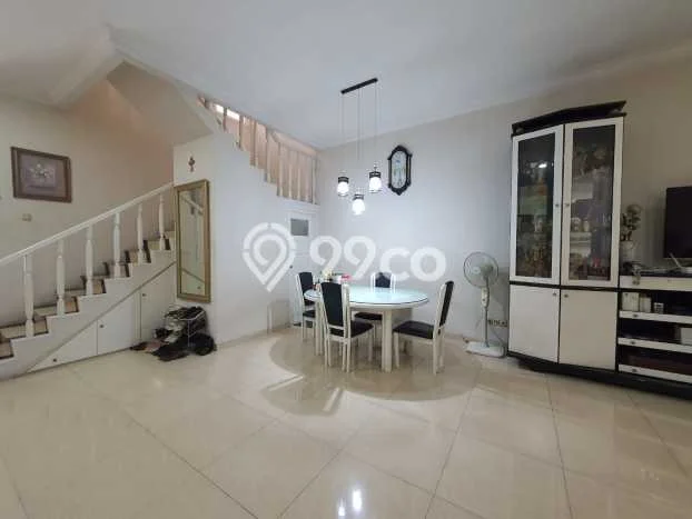 Rumah Elit Modern Siap Huni di Kembangan Selatan Jakarta Barat Rumah Elit Modern Siap Huni di Kembangan Selatan Jakarta Barat