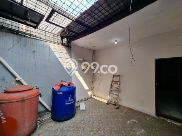 Jual Rumah Strategis Bagus Punya 4 KT di Kebon Jeruk Jakarta Barat SHM Jual Rumah Strategis Bagus Punya 4 KT di Kebon Jeruk Jakarta Barat SHM