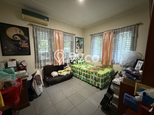 Dijual Rumah Luas Elegan Dengan View Eksklusif di Kembangan Selatan, Jakarta Barat Dijual Rumah Luas Elegan Dengan View Eksklusif di Kembangan Selatan, Jakarta Barat