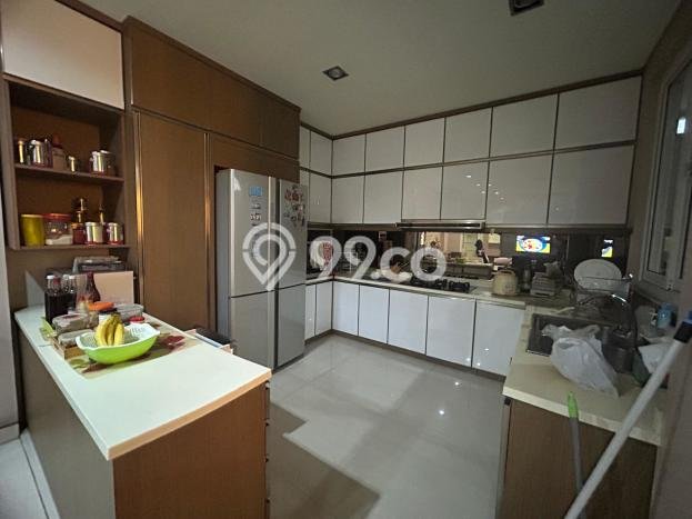 Dijual Rumah Mewah Megah Dengan View Eksklusif di Rawa Buaya, Jakarta Barat Dijual Rumah Mewah Megah Dengan View Eksklusif di Rawa Buaya, Jakarta Barat