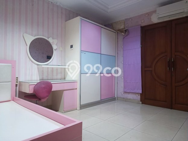 Hunian Mewah Dijual LT 160m2 di Kembangan, Jakarta Barat Hunian Mewah Dijual LT 160m2 di Kembangan, Jakarta Barat