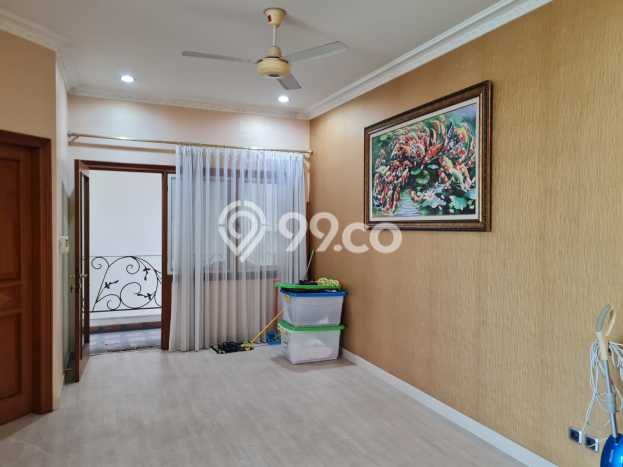 For Sale! Premium House LT 336m2 Desain Modern di Kembangan Selatan For Sale! Premium House LT 336m2 Desain Modern di Kembangan Selatan
