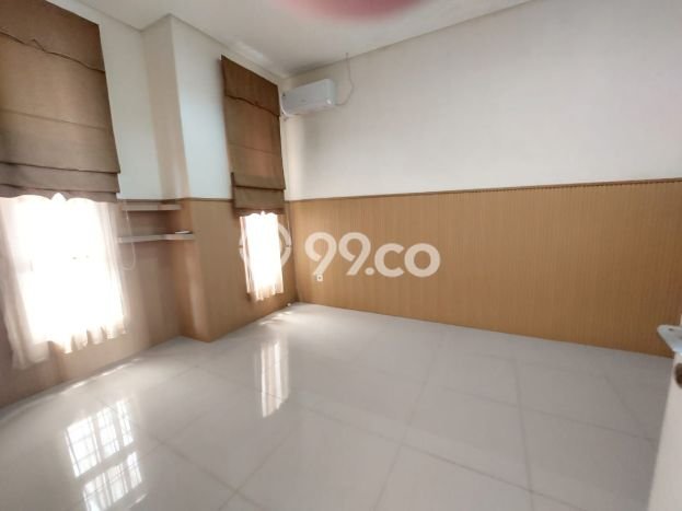 For Sale! Luxury House LT 144m2 Desain Modern di Green Lake City For Sale! Luxury House LT 144m2 Desain Modern di Green Lake City