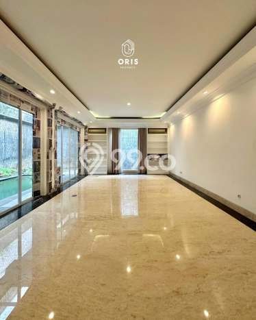 Dijual Rumah Premium dengan Fasilitas Sekitar Lengkap di Kebayoran Baru, Jakarta Selatan Dijual Rumah Premium dengan Fasilitas Sekitar Lengkap di Kebayoran Baru, Jakarta Selatan