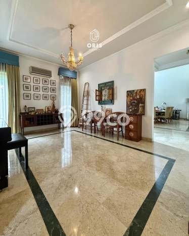 Jual Rumah Luas Elegan Dengan View Eksklusif di Cipete, Jakarta Selatan Jual Rumah Luas Elegan Dengan View Eksklusif di Cipete, Jakarta Selatan