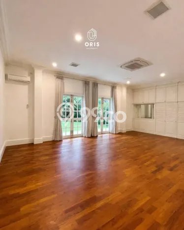 Dijual Rumah Mewah Exclusive di Kebayoran Baru, Jakarta Selatan Dijual Rumah Mewah Exclusive di Kebayoran Baru, Jakarta Selatan