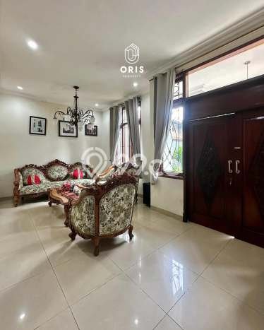 Hunian Eksklusif Siap Huni LT 282m2 di Cilandak, Jakarta Selatan Hunian Eksklusif Siap Huni LT 282m2 di Cilandak, Jakarta Selatan