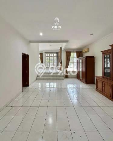 For Sale Rumah Elit Exclusive di Menteng, Jakarta Pusat For Sale Rumah Elit Exclusive di Menteng, Jakarta Pusat