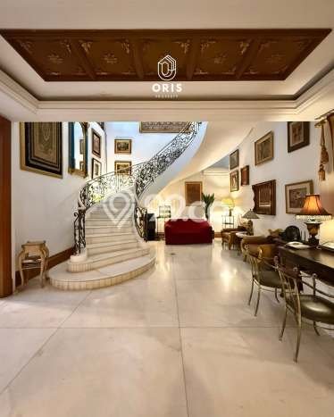 Hot Offer Hunian Mewah Ideal dan Luas di Menteng, Jakarta Pusat Hot Offer Hunian Mewah Ideal dan Luas di Menteng, Jakarta Pusat