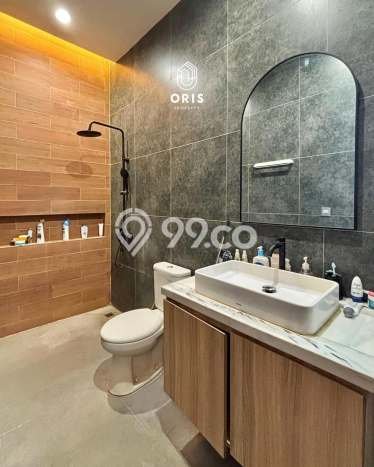 Rumah Mewah LB 324m2 Siap Huni Desain Elegan di Bintaro, Tangerang Selatan Rumah Mewah LB 324m2 Siap Huni Desain Elegan di Bintaro, Tangerang Selatan