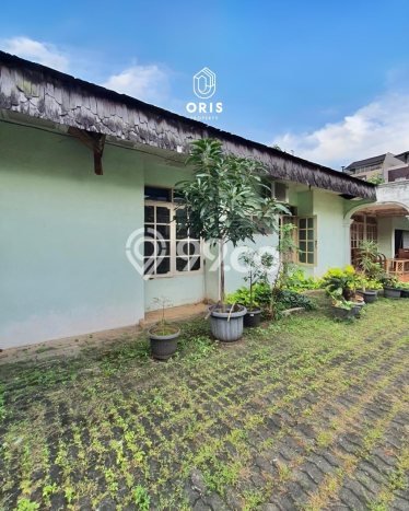 Rumah Elit LB 415m2 Siap Huni Desain Elegan di Kemang, Jakarta Selatan Rumah Elit LB 415m2 Siap Huni Desain Elegan di Kemang, Jakarta Selatan