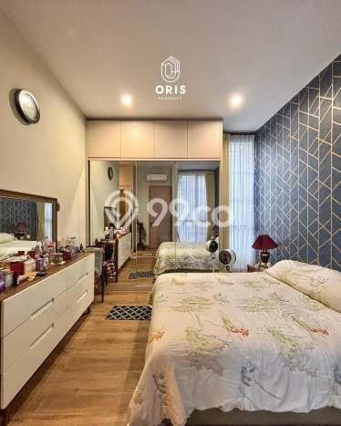 Rumah Mewah LB 324m2 Siap Huni Desain Elegan di Bintaro, Tangerang Selatan Rumah Mewah LB 324m2 Siap Huni Desain Elegan di Bintaro, Tangerang Selatan
