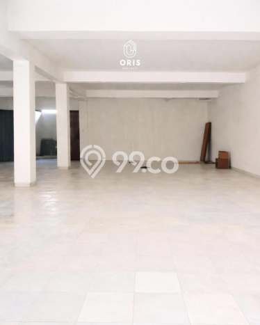 FOR SALE! Ruko di Kebayoran Baru Jakarta Selatan, LT 440m2, LB 809m2 FOR SALE! Ruko di Kebayoran Baru Jakarta Selatan, LT 440m2, LB 809m2