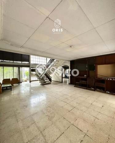 Tanah Kavling Dijual di Jakarta Selatan dengan Spesifikasi 942m2 Tanah Kavling Dijual di Jakarta Selatan dengan Spesifikasi 942m2
