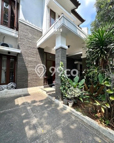 Hunian Mewah LB 180m2 Siap Huni Desain Elegan di Pondok Indah, Jakarta Selatan Hunian Mewah LB 180m2 Siap Huni Desain Elegan di Pondok Indah, Jakarta Selatan