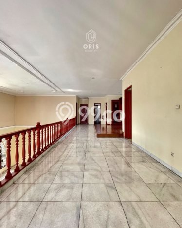 Siap Huni Hunian Elit 6 Kamar di Cilandak Dekat ke Mana Saja Siap Huni Hunian Elit 6 Kamar di Cilandak Dekat ke Mana Saja