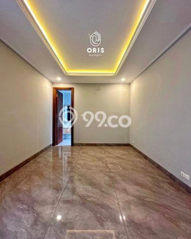 Ready to Use! Premium House LT 204m2 Desain Modern di Cipete Ready to Use! Premium House LT 204m2 Desain Modern di Cipete