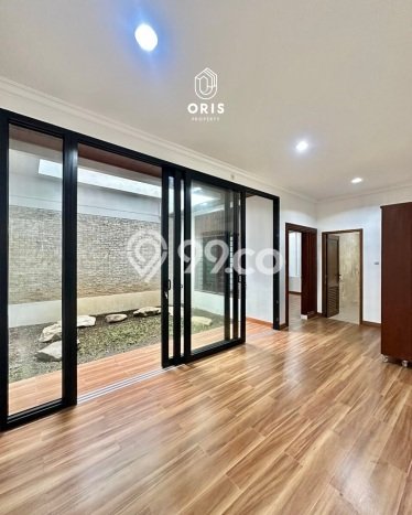 Rumah Nyaman area Pondok Indah, 4 KT, Akses Mudah Rumah Nyaman area Pondok Indah, 4 KT, Akses Mudah