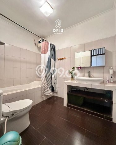 Hunian Elit LB 300m2 Siap Huni Desain Elegan di Sektor 3 - Bintaro, Jakarta Selatan Hunian Elit LB 300m2 Siap Huni Desain Elegan di Sektor 3 - Bintaro, Jakarta Selatan