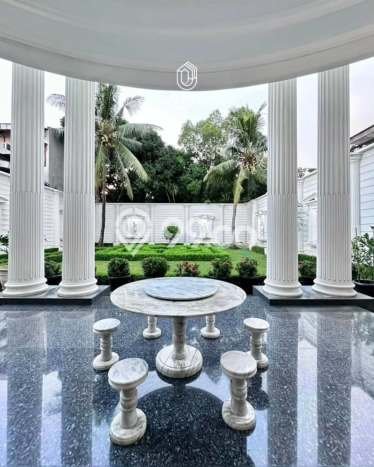 Dijual Rumah Premium dengan Fasilitas Sekitar Komplit di Menteng, Jakarta Pusat Dijual Rumah Premium dengan Fasilitas Sekitar Komplit di Menteng, Jakarta Pusat