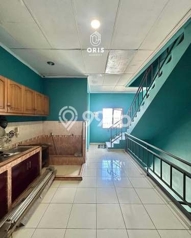 Untuk Dijual! Ruko di Pondok Indah Jakarta Selatan LT 136m2 / LB 250m2 Kawasan Bisnis Untuk Dijual! Ruko di Pondok Indah Jakarta Selatan LT 136m2 / LB 250m2 Kawasan Bisnis