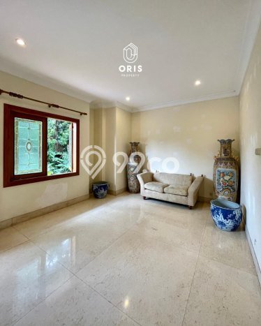 Rumah Luxury Modern Tanpa Renovasi di Pondok Indah Jakarta Selatan Rumah Luxury Modern Tanpa Renovasi di Pondok Indah Jakarta Selatan