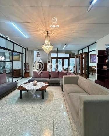 Dijual Rumah Mewah Megah Dengan View Eksklusif di Pondok Indah, Jakarta Selatan Dijual Rumah Mewah Megah Dengan View Eksklusif di Pondok Indah, Jakarta Selatan