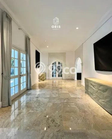 Dijual Rumah Mewah Exclusive di Kebayoran Baru, Jakarta Selatan Dijual Rumah Mewah Exclusive di Kebayoran Baru, Jakarta Selatan