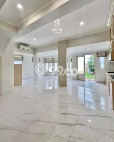 Dijual Rumah Luas Elegan Dengan View Eksklusif di Kuningan, Jakarta Selatan Dijual Rumah Luas Elegan Dengan View Eksklusif di Kuningan, Jakarta Selatan