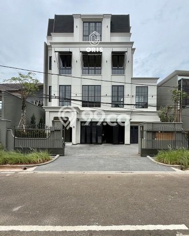 Jual Rumah Mewah Elegan Dengan View Cantik di Senopati, Jakarta Selatan Jual Rumah Mewah Elegan Dengan View Cantik di Senopati, Jakarta Selatan