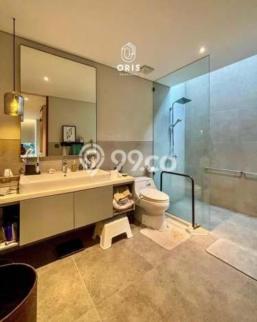 Dijual Rumah Luas Elegan Dengan View Cantik di Veteran, Jakarta Selatan Dijual Rumah Luas Elegan Dengan View Cantik di Veteran, Jakarta Selatan