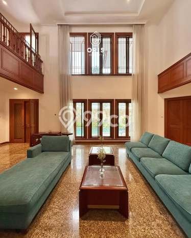 Hunian Mewah LB 576m2 Siap Pakai Desain Elegan di Pondok Indah, Jakarta Selatan Hunian Mewah LB 576m2 Siap Pakai Desain Elegan di Pondok Indah, Jakarta Selatan