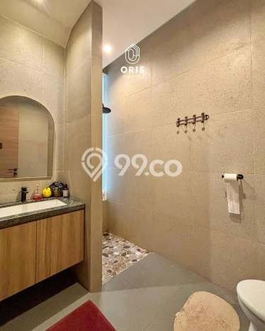 Rumah Mewah LB 324m2 Siap Huni Desain Elegan di Bintaro, Tangerang Selatan Rumah Mewah LB 324m2 Siap Huni Desain Elegan di Bintaro, Tangerang Selatan