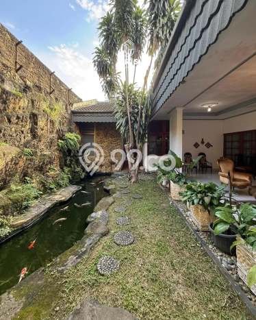 Jual Rumah Luas Megah Dengan View Eksklusif di Pondok Indah, Jakarta Selatan Jual Rumah Luas Megah Dengan View Eksklusif di Pondok Indah, Jakarta Selatan