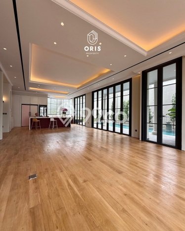 Jual Rumah Mewah Elegan Dengan View Cantik di Senopati, Jakarta Selatan Jual Rumah Mewah Elegan Dengan View Cantik di Senopati, Jakarta Selatan