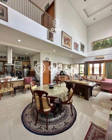 Dijual Rumah Luas Elegan Dengan View Eksklusif di Lebak Bulus, Jakarta Selatan Dijual Rumah Luas Elegan Dengan View Eksklusif di Lebak Bulus, Jakarta Selatan