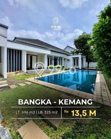 For Sale! Luxury House LT 696m2 Desain Elegan di Bangka For Sale! Luxury House LT 696m2 Desain Elegan di Bangka