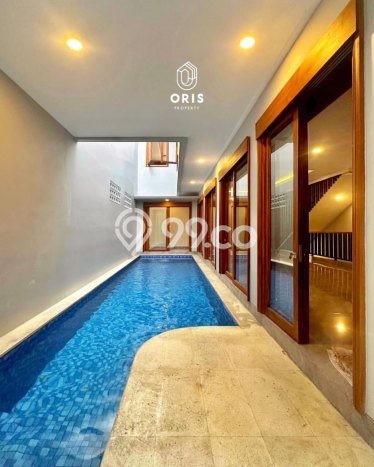Ready to Use! Premium House LT 204m2 Desain Modern di Cipete Ready to Use! Premium House LT 204m2 Desain Modern di Cipete