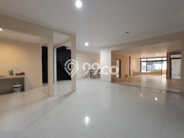 Disewakan! Rumah 4 Kamar Tidur &
2 Kamar Mandi di Cikutra, Bandung Disewakan! Rumah 4 Kamar Tidur &
2 Kamar Mandi di Cikutra, Bandung