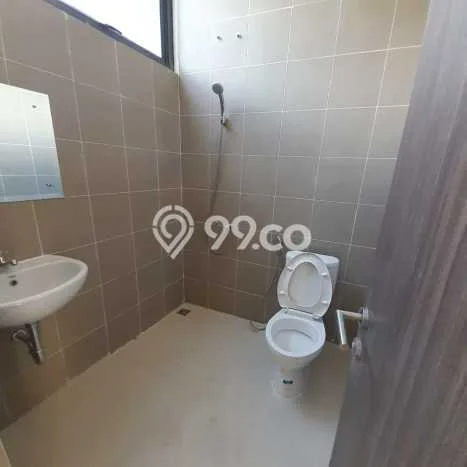 Disewakan Ruko di Kawasan Ramai Grand Wisata Luas 80m2 Disewakan Ruko di Kawasan Ramai Grand Wisata Luas 80m2