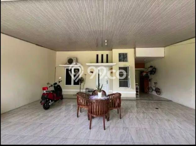 Rumah Minimalis 3 KT di Grand Wisata Bekasi Semi Furnished Rumah Minimalis 3 KT di Grand Wisata Bekasi Semi Furnished