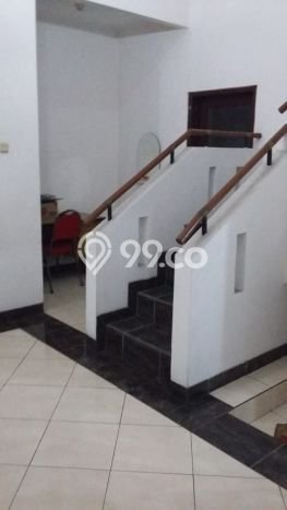 For Sale! Premium House LT 220m2 Desain Modern di Kemang Pratama For Sale! Premium House LT 220m2 Desain Modern di Kemang Pratama